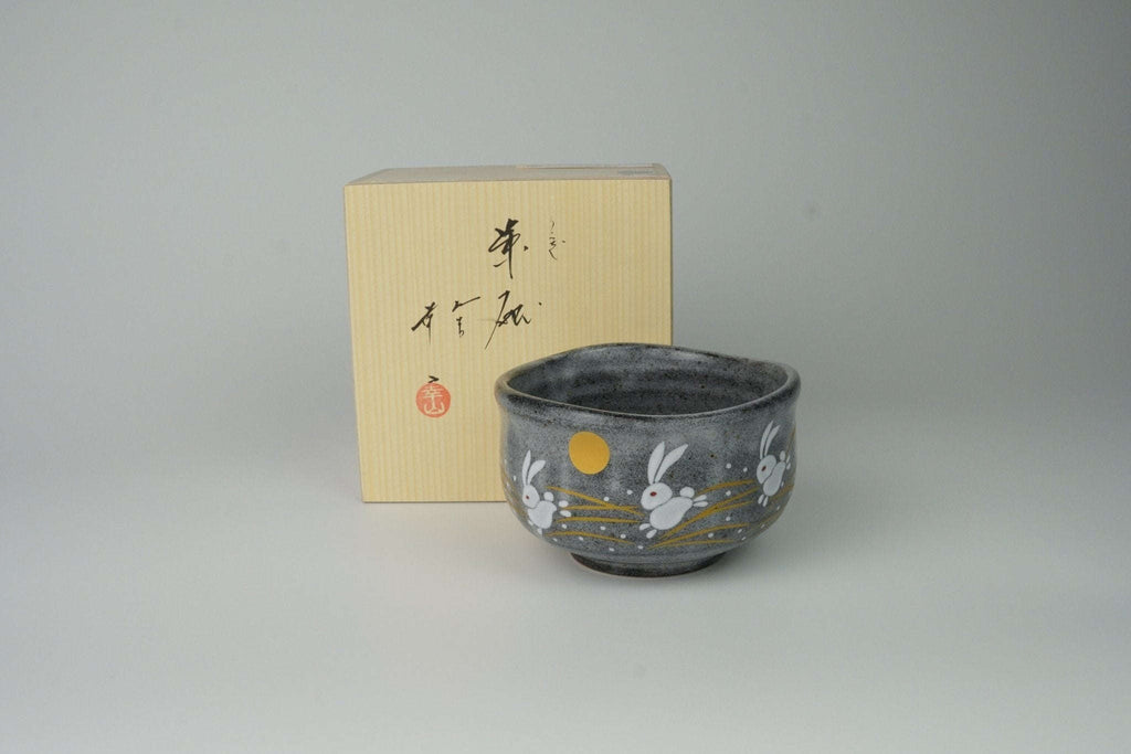 Kutani Ware Chawan – Hane Usagi (Rabbit) - Yamada Chaya