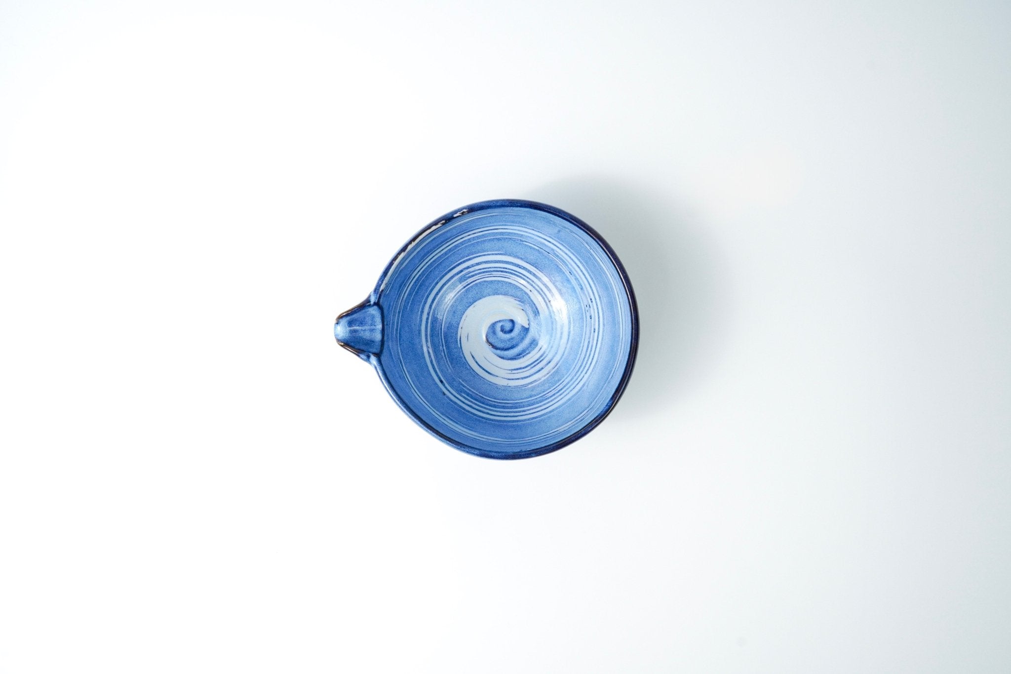 Large Spouted Tea Bowl — Light Blue and White - Yamada Chaya