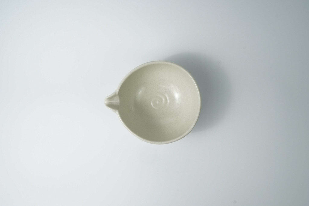 Large Spouted Tea Bowl — Classic Cream Yamada Chaya