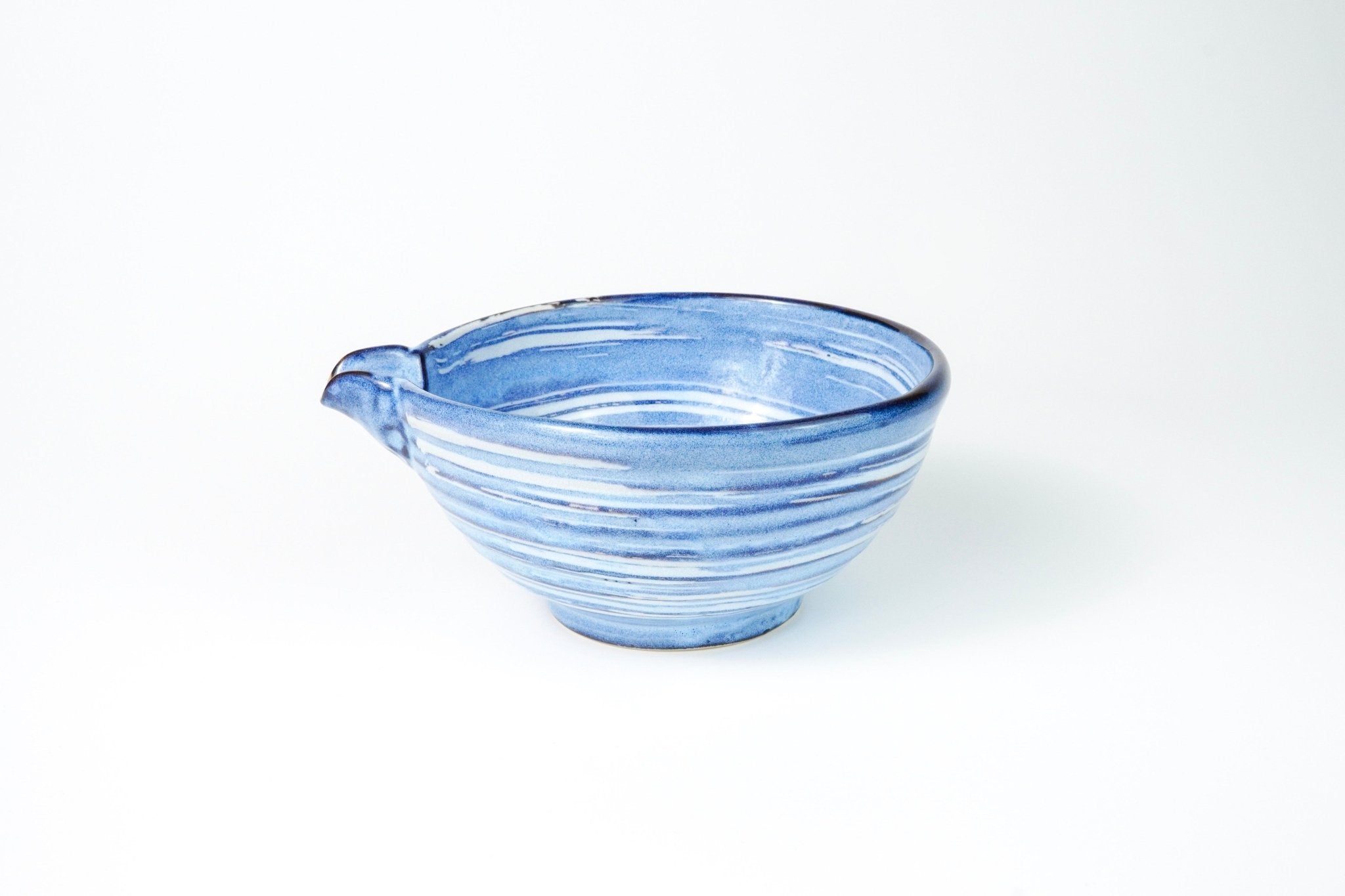 Large Spouted Tea Bowl — Light Blue and White - Yamada Chaya
