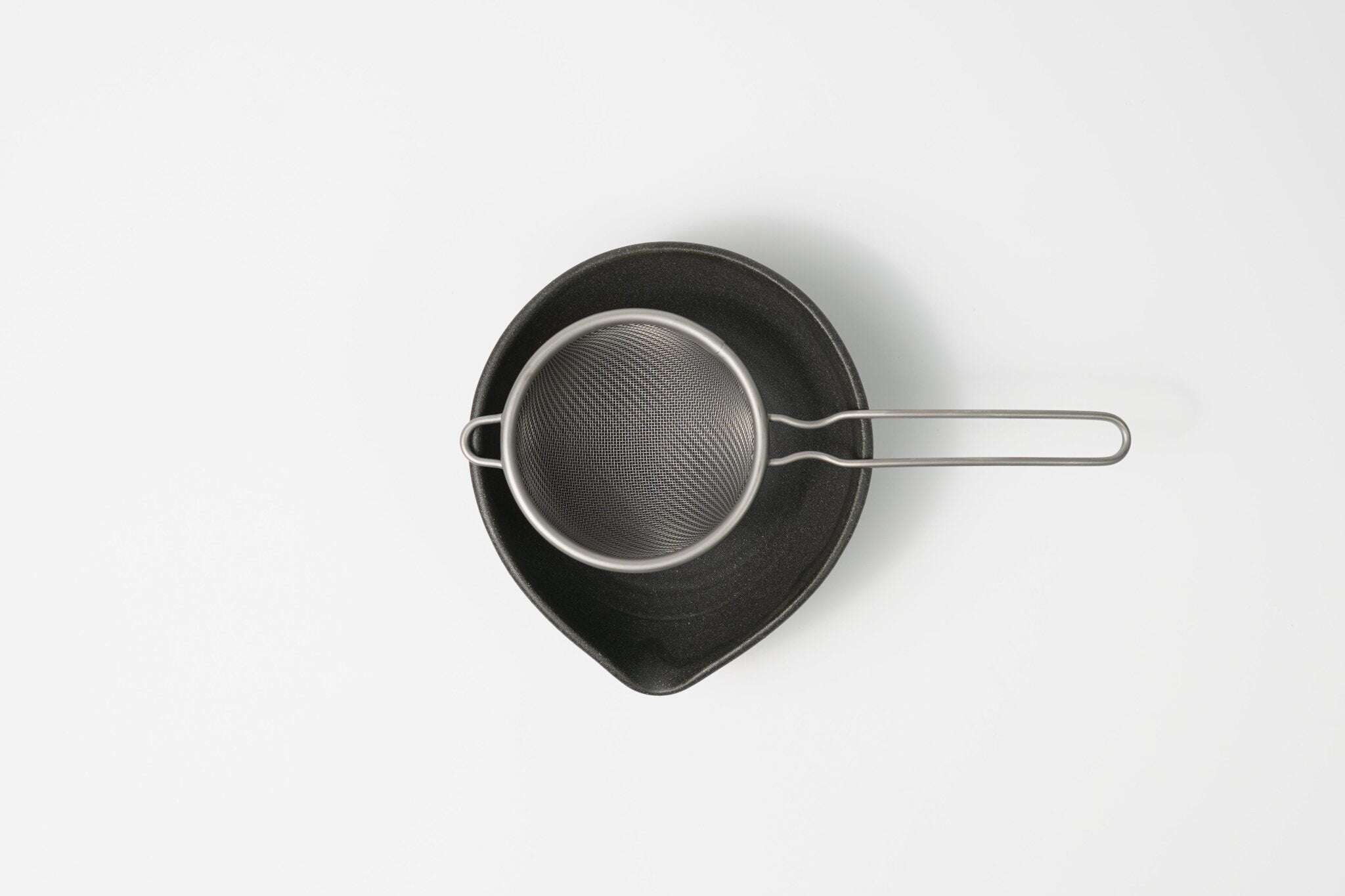 Mini Spouted Tea Bowl — Dark Grey & Bronze Matte - Yamada Chaya